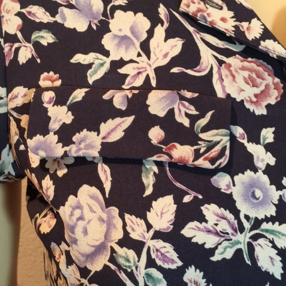Jones of New York 2 pc Blue Floral Silk Dress - Picture 7 of 16